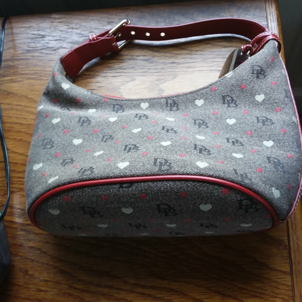 Dooney and bourke